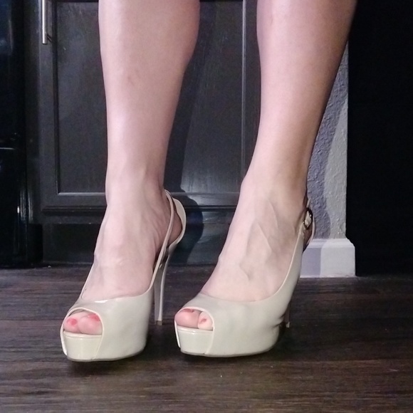 Guess Shoes - Sexy GUESS Beige Peep-Toe Side closure heels